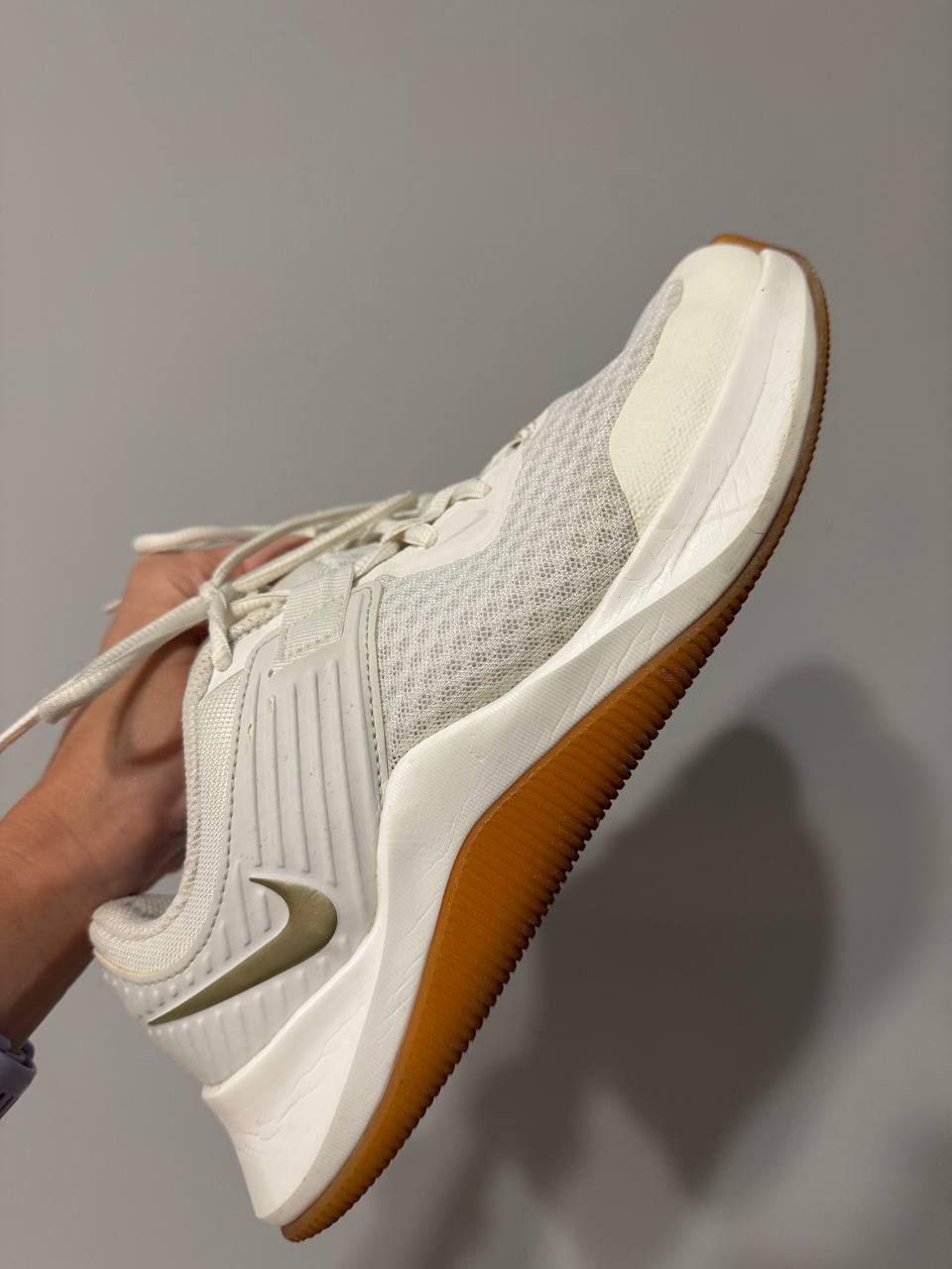 Кроссовки Nike женские, размер 38,5