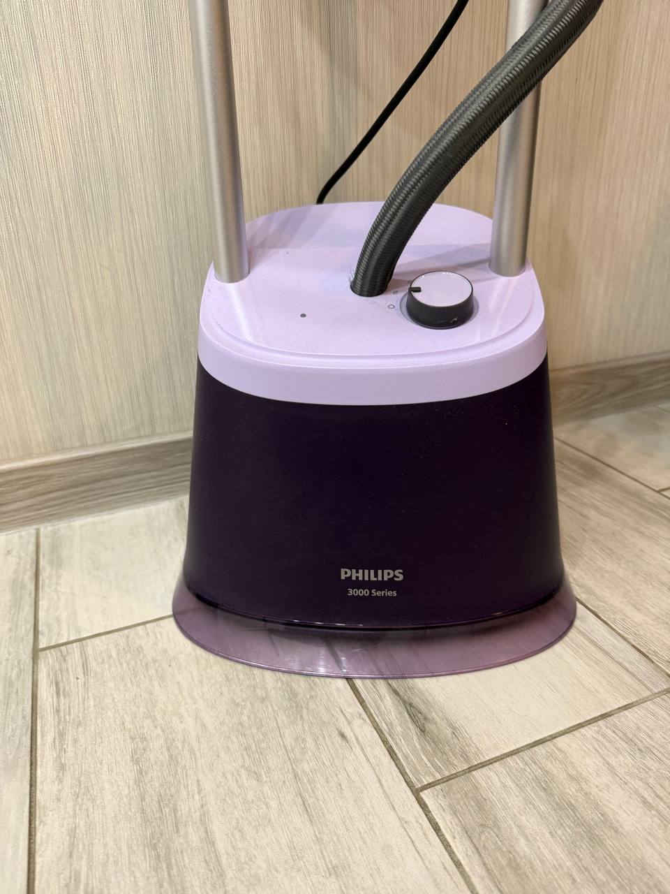 Отпариватель для одежды Philips 3000 Series
