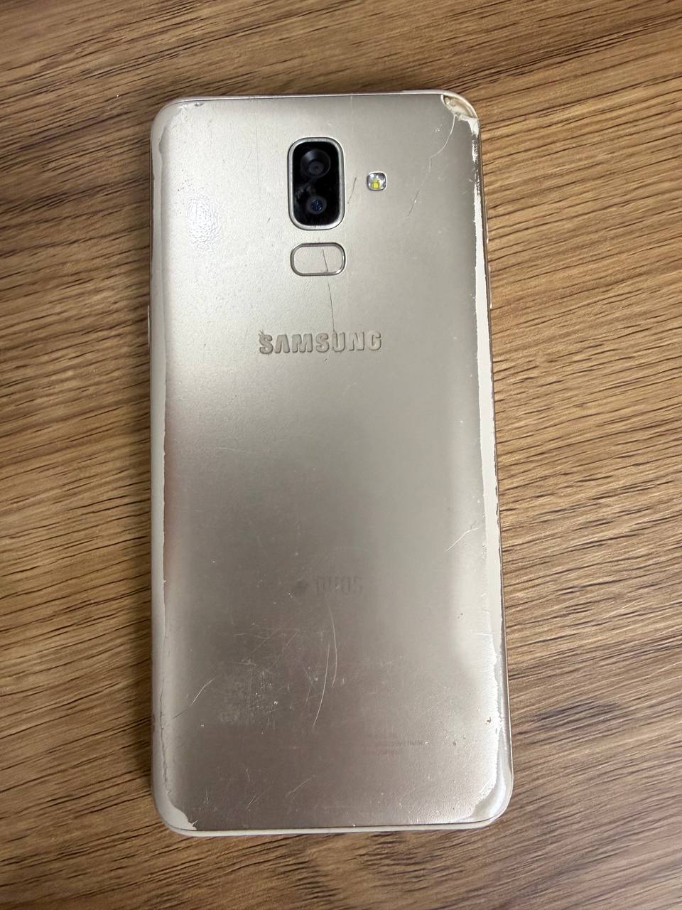 Samsung Galaxy J8 64 ГБ