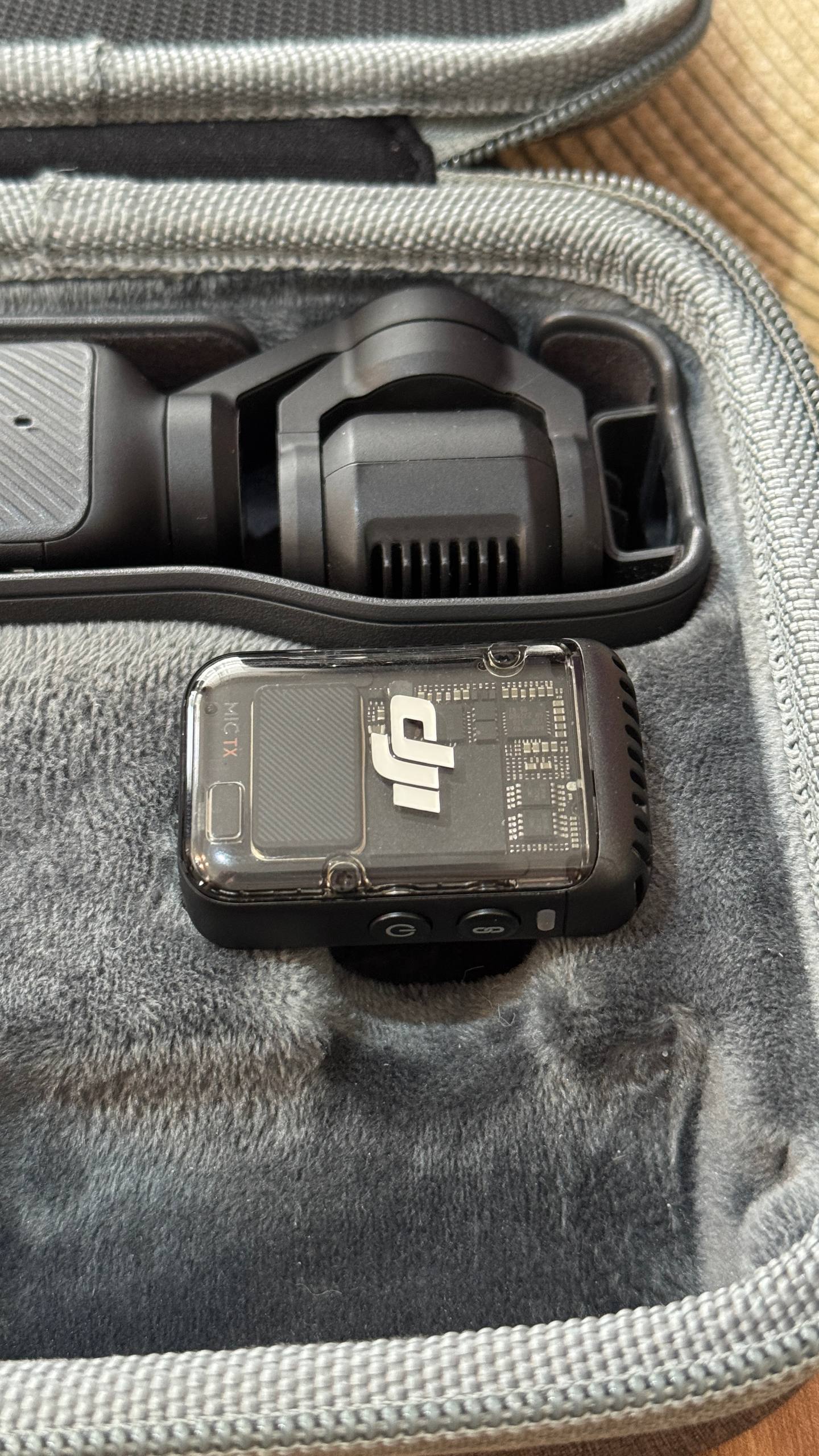 DJI Osmo Pocket 3 Creator Combo + противоударный чехол