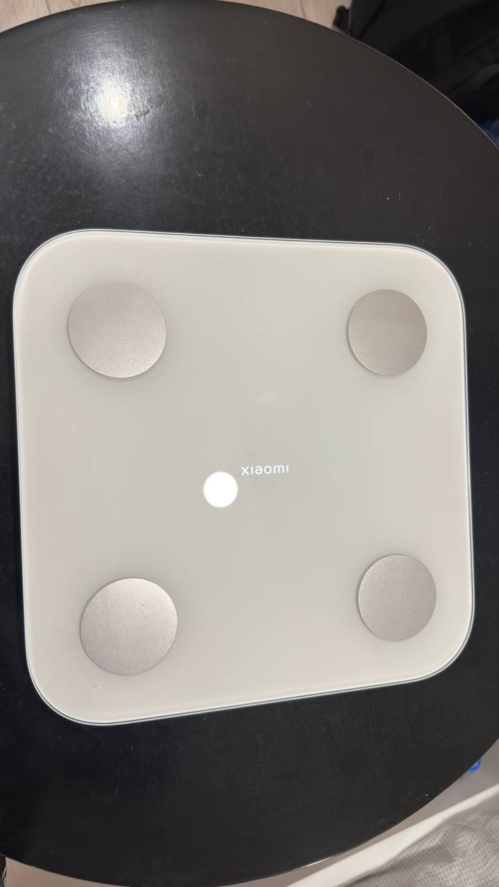 Умные весы Xiaomi Body Composition Scale S400