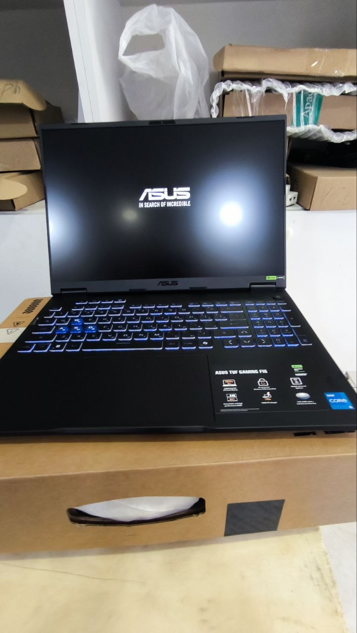 Игровой ноутбук Intel Core i5-13450 + RTX 5060 8GB, 16GB DDR5, 512GB SSD