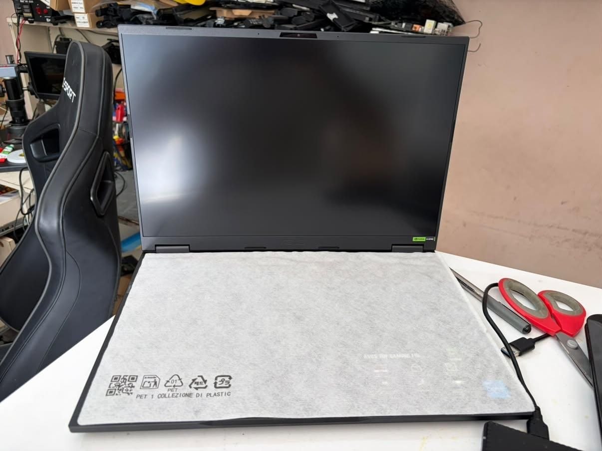 Игровой ноутбук Intel Core i5-13450 + RTX 5060 8GB, 16GB DDR5, 512GB SSD