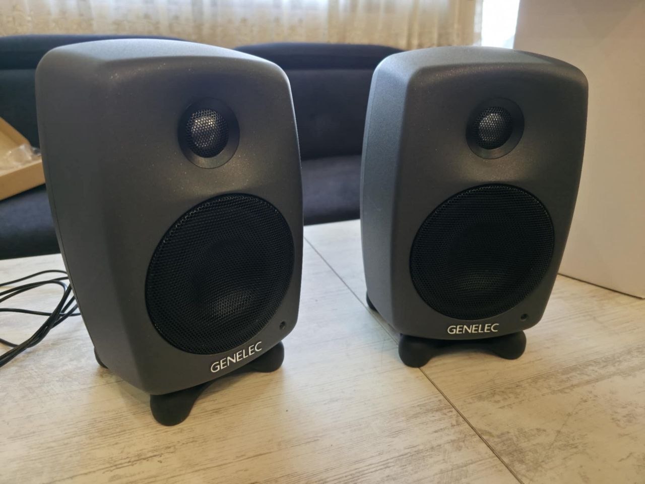 Студийные мониторы Genelec 8020D (пара)