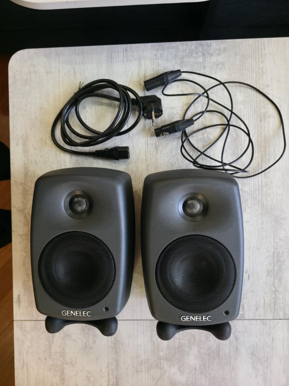 Студийные мониторы Genelec 8020D (пара)