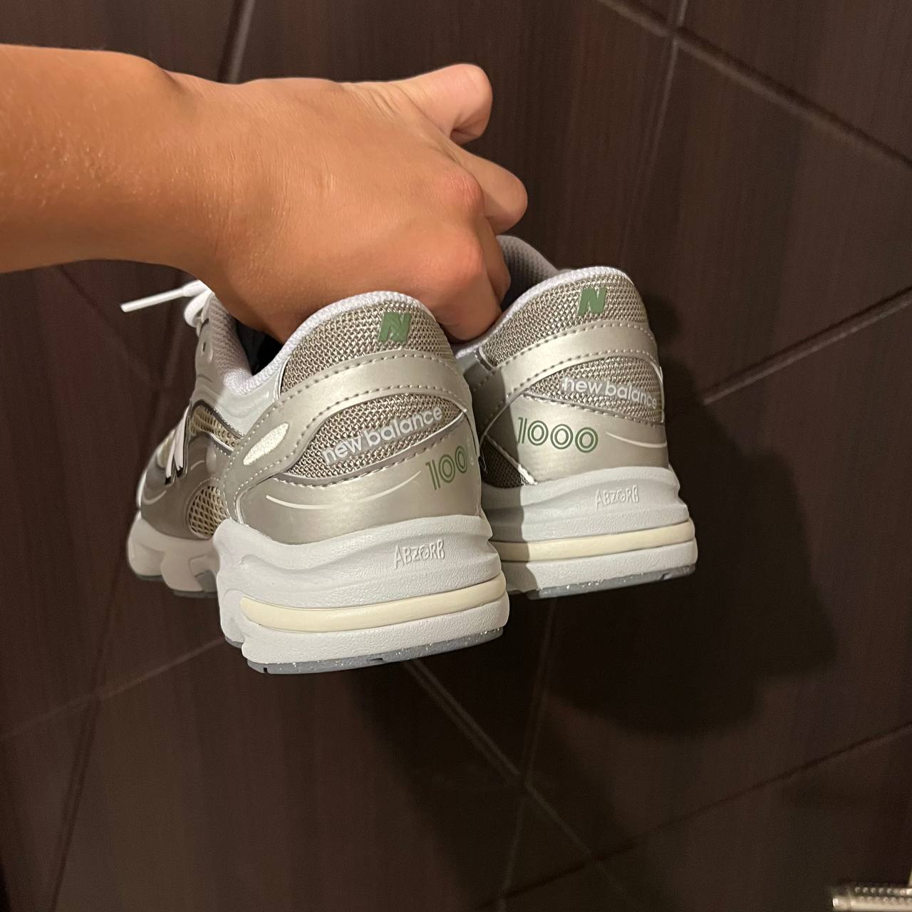New Balance 1000 кроссовки, 40 размер