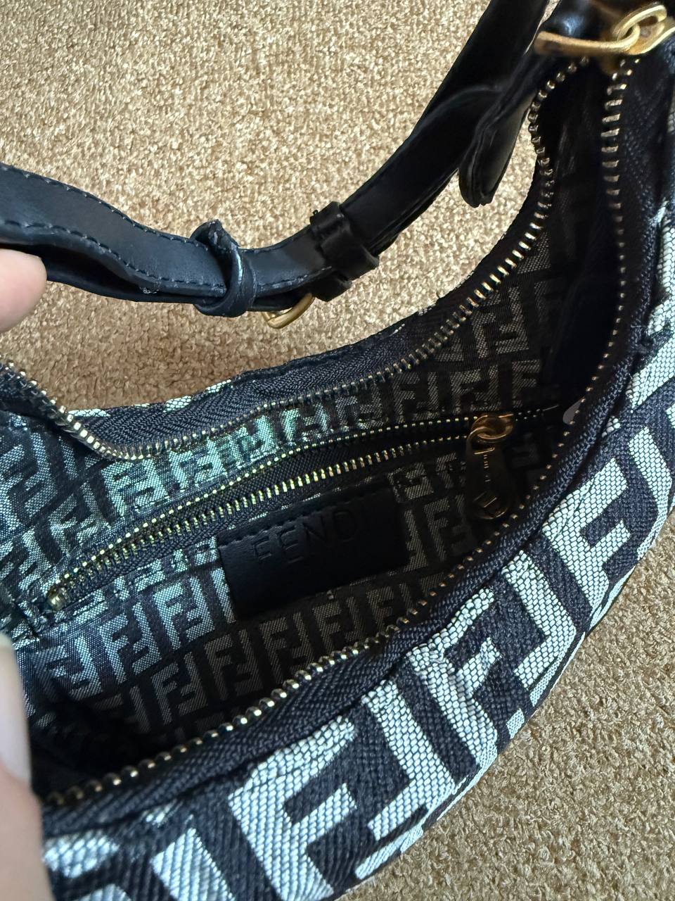Сумочка Fendi