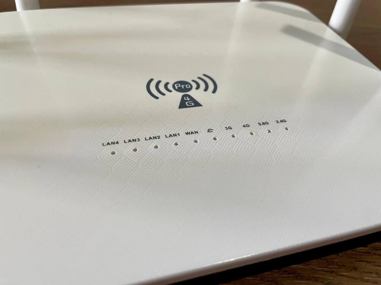 Двухдиапазонный Wi-Fi роутер с поддержкой SIM-карт
