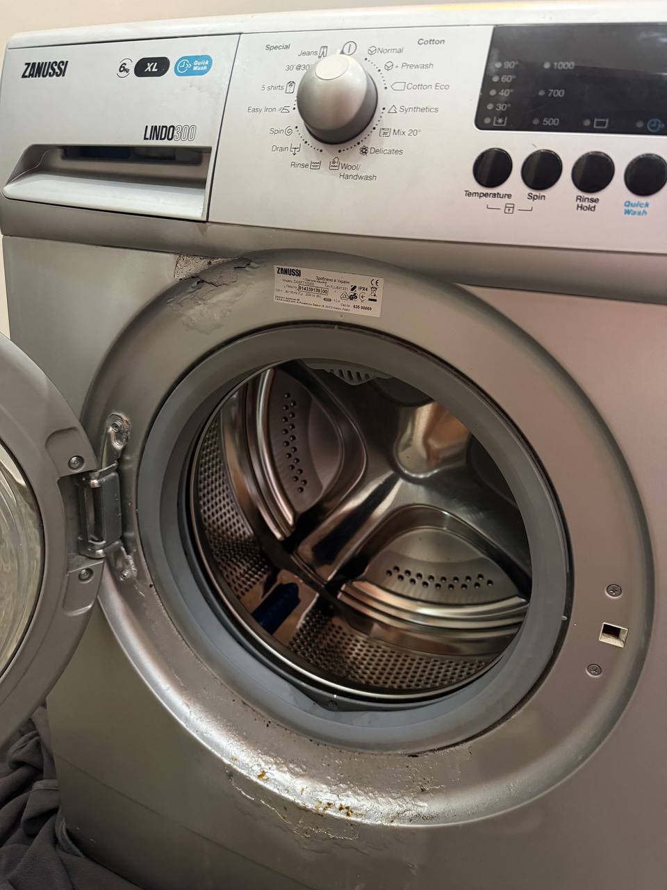 Стиральная машина Zanussi Lindo 300, 6 кг, XL