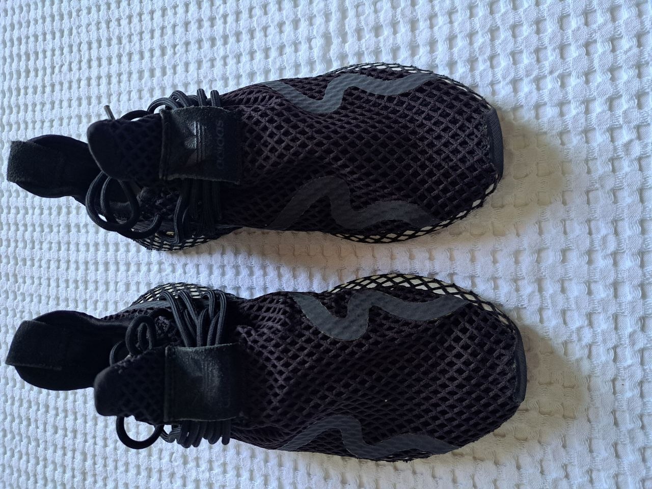 Кроссовки Adidas Deerupt S Core Black Cloud White, размер 40.5