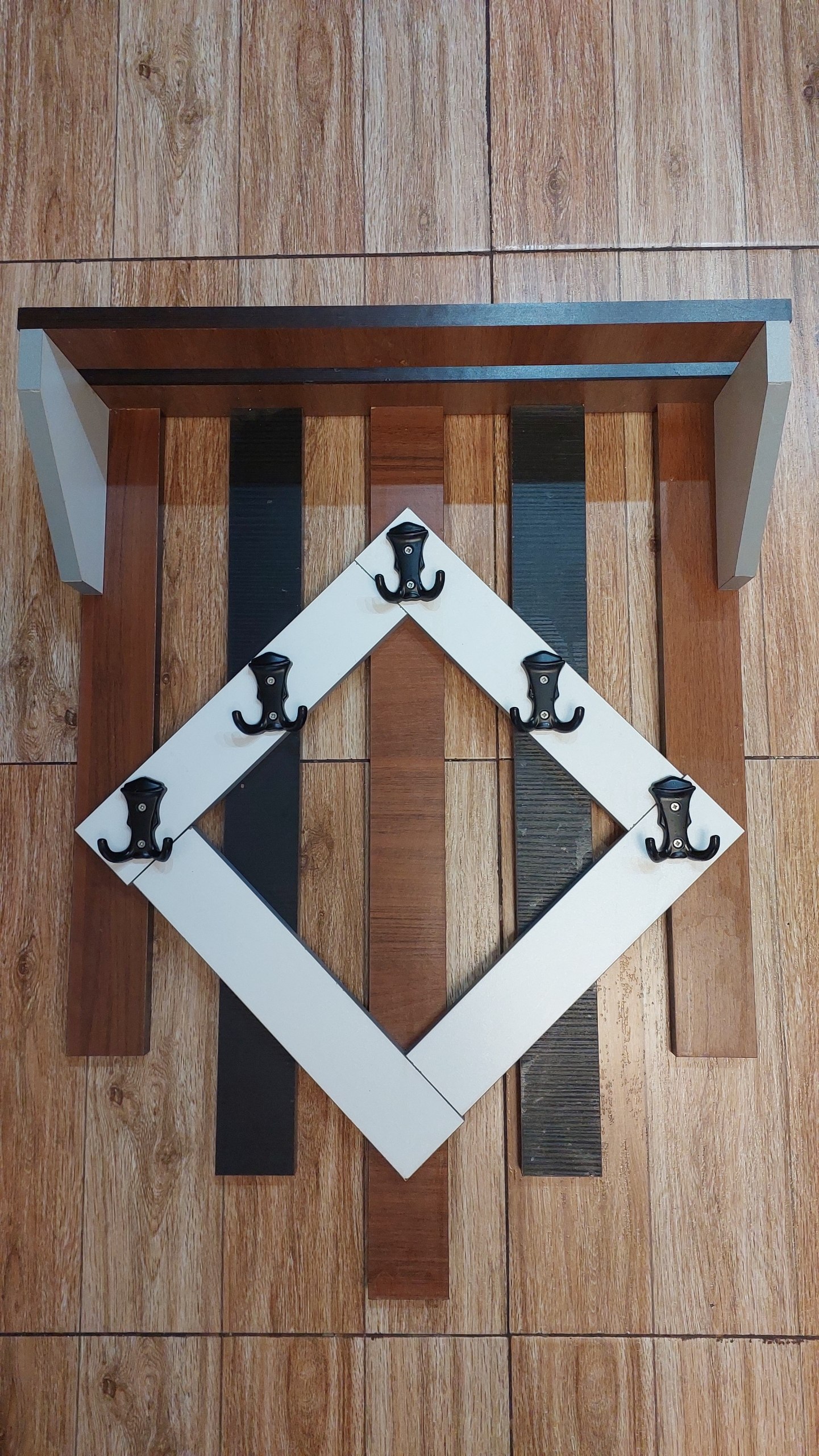 Вешалка на 5 двойных крючков