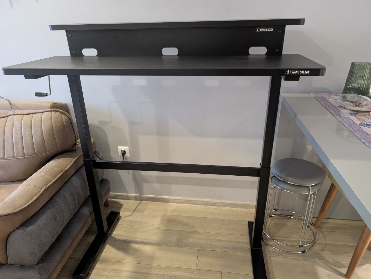 Стол с механической регулировкой высоты StandSteady 120x70 см