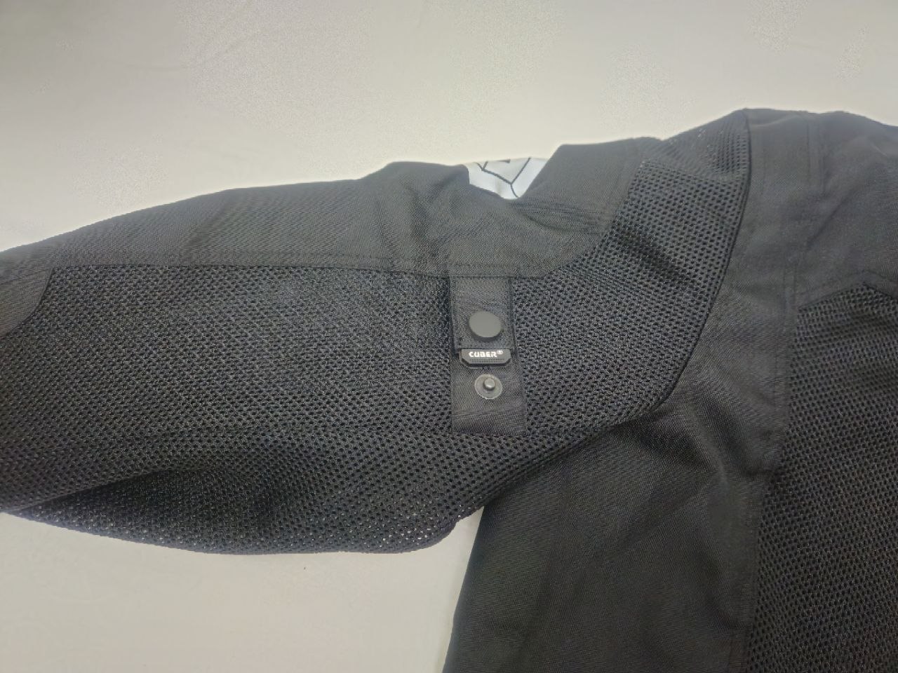 Мотоциклетная куртка Cordura с защитой уровня 2 (спина, локти)