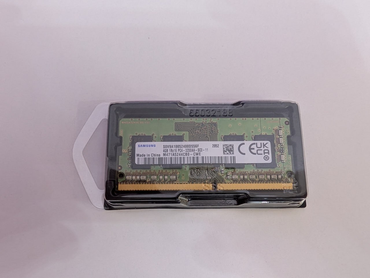 Оперативная память Samsung SO-DIMM DDR4 3200 4GB для ноутбука