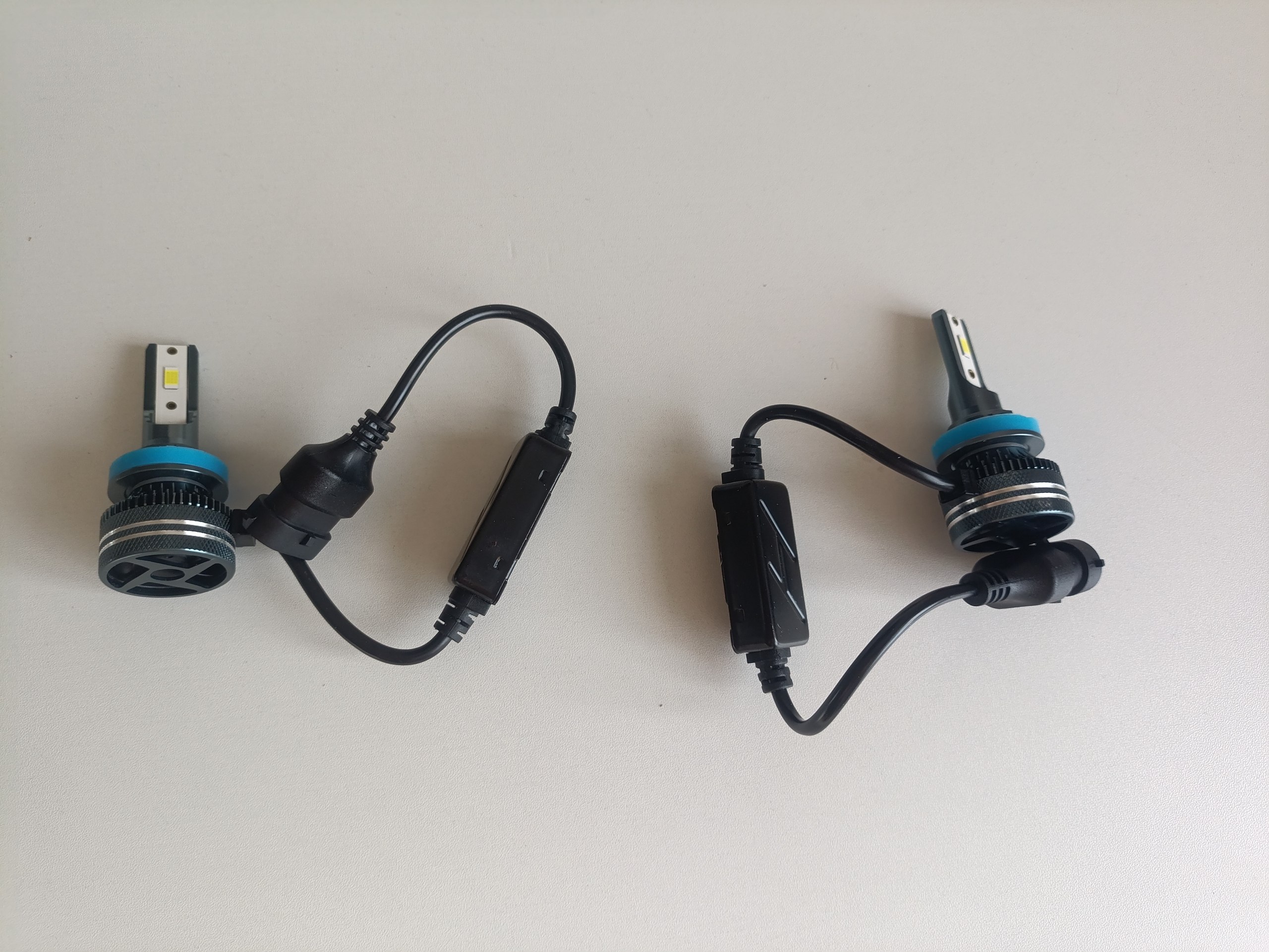 Светодиодные автомобильные лампы Philips Ultinon Rally 3551 H8/H9/H11