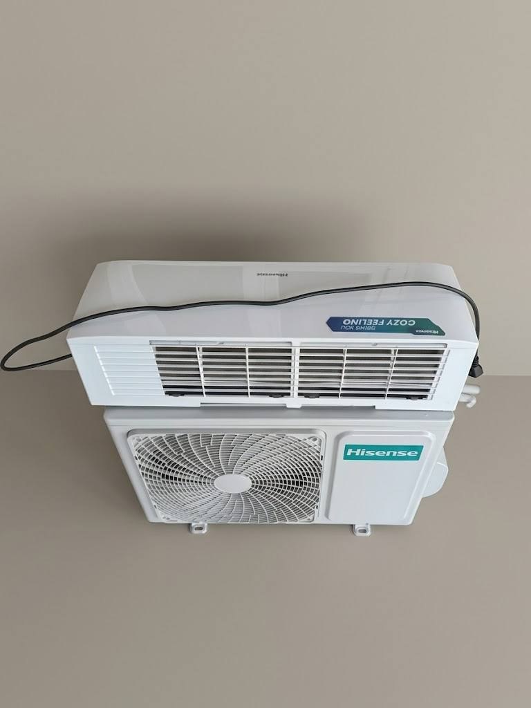 Сплит-система Hisense AS-12HR4SVDDJ (12 000 BTU)