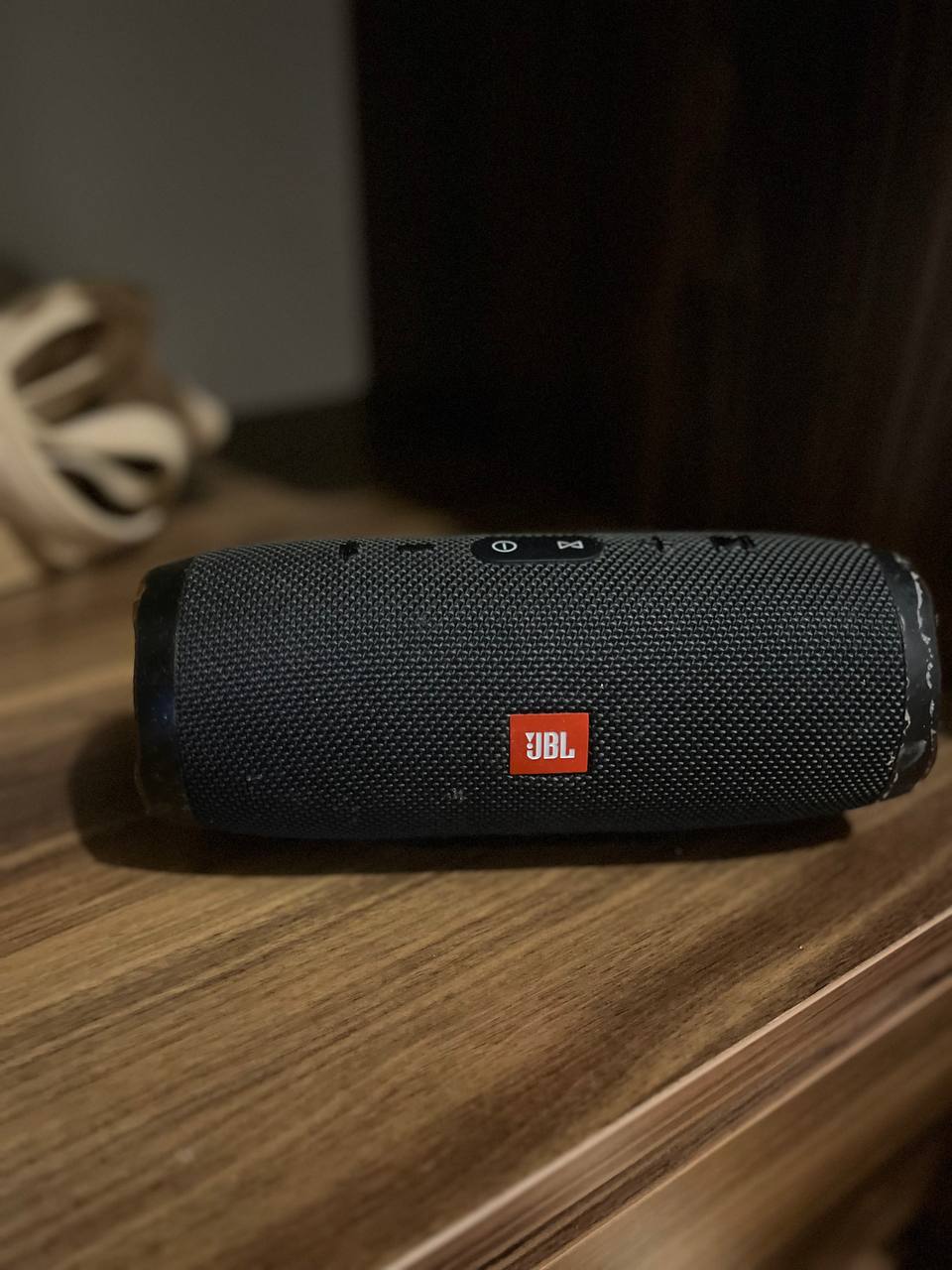 Колонка JBL оригинал