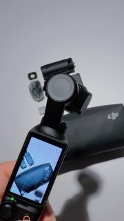 DJI Osmo Pocket 3 Creator Combo + флешка SanDisk Extreme PRO 128GB