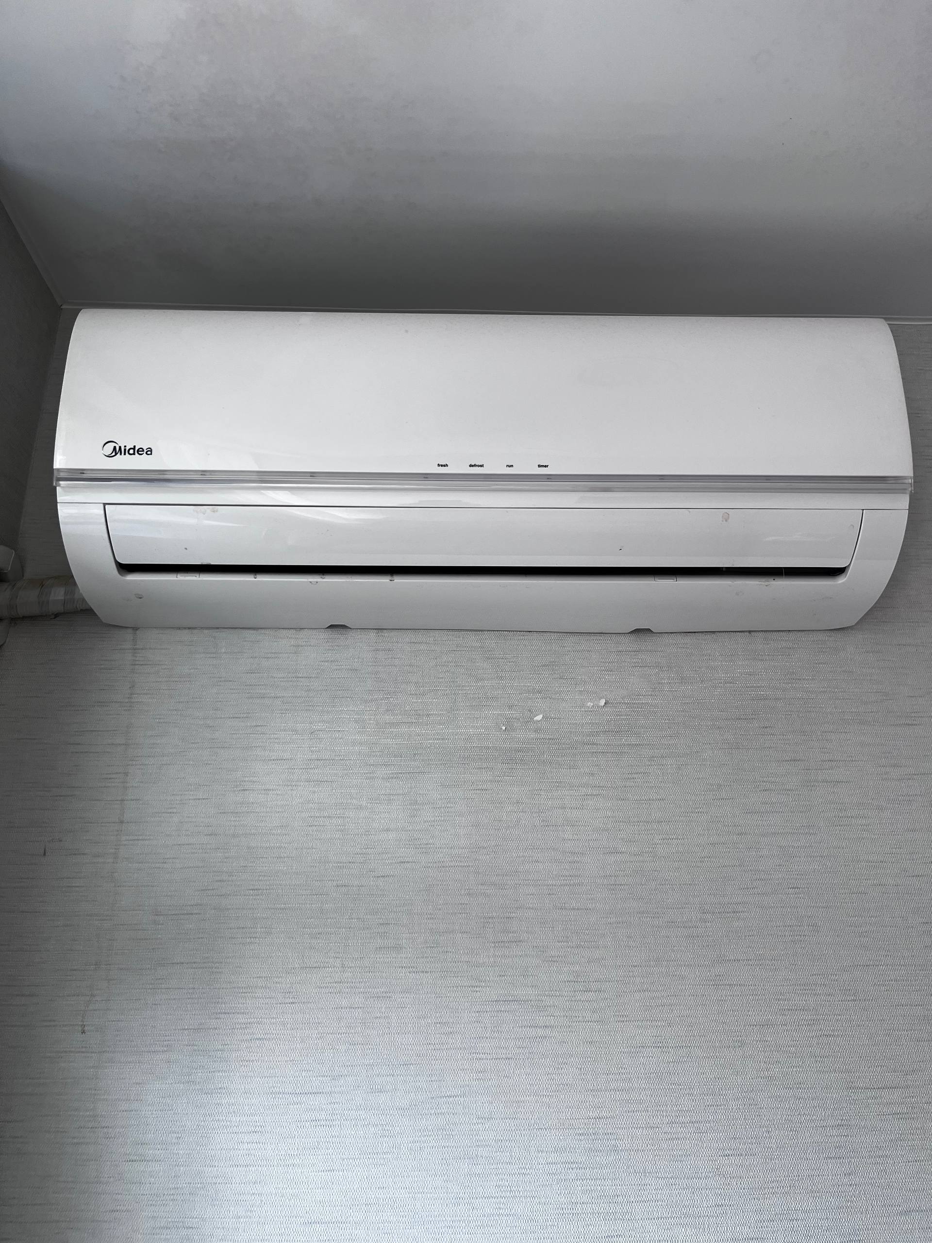 Кондиционер Midea