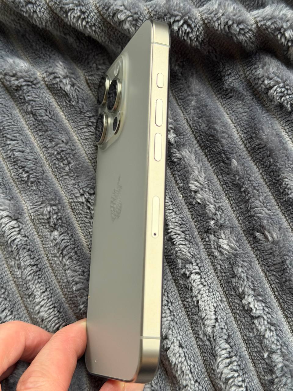 iPhone 15 Pro 128GB (Natural Titanium)
