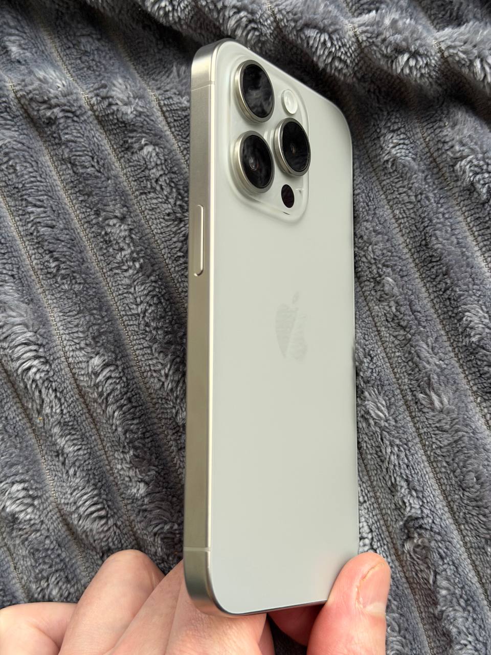 iPhone 15 Pro 128GB (Natural Titanium)