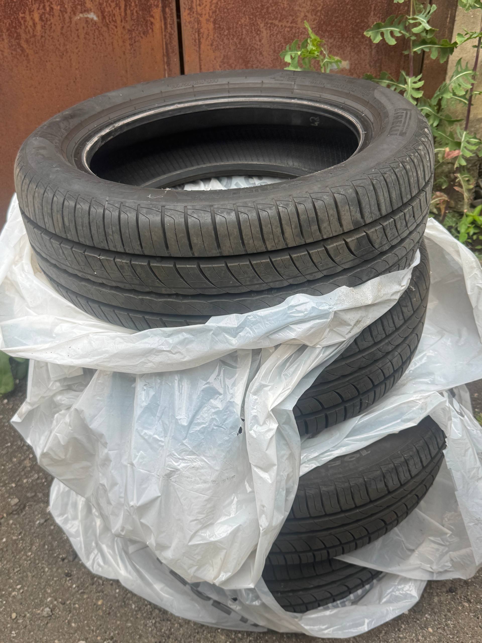 Комплект летних шин Pirelli Cinturato P1 195/55 R16