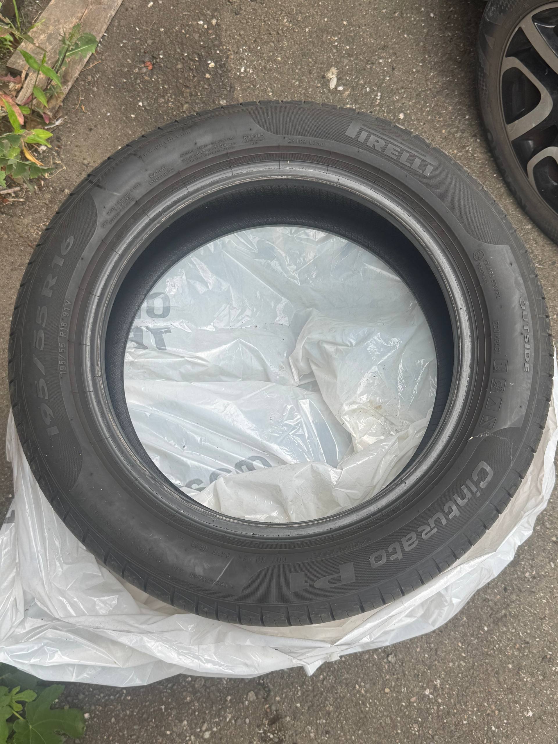 Комплект летних шин Pirelli Cinturato P1 195/55 R16
