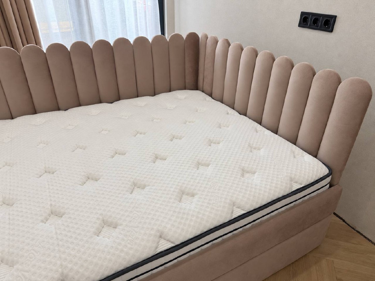 Кровать-тахта 200×130 с подъёмным механизмом + матрас Sleep & Bed Aloevera