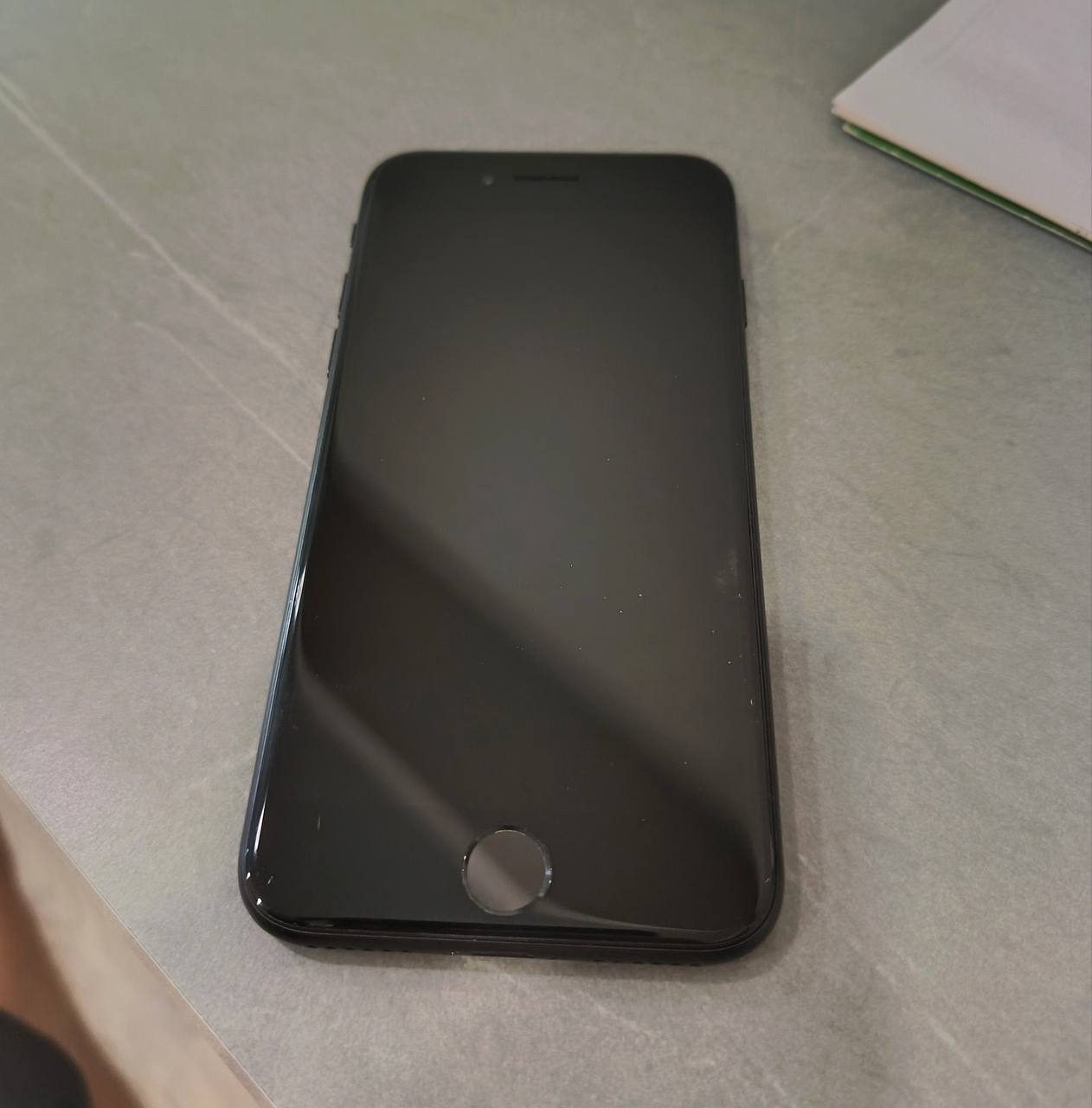 iPhone SE 2020 128GB