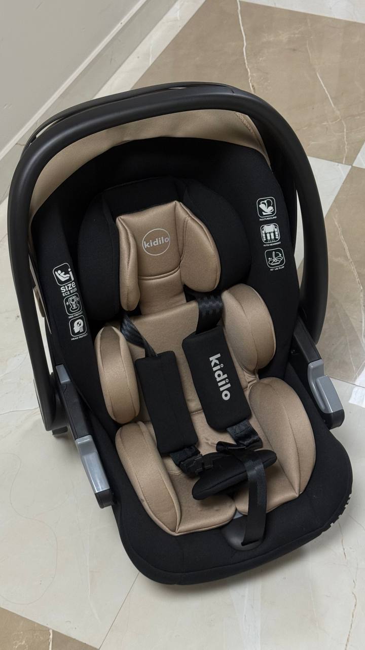 Коляска Kidilo 3 в 1 (люлька, прогулочный блок, автокресло)