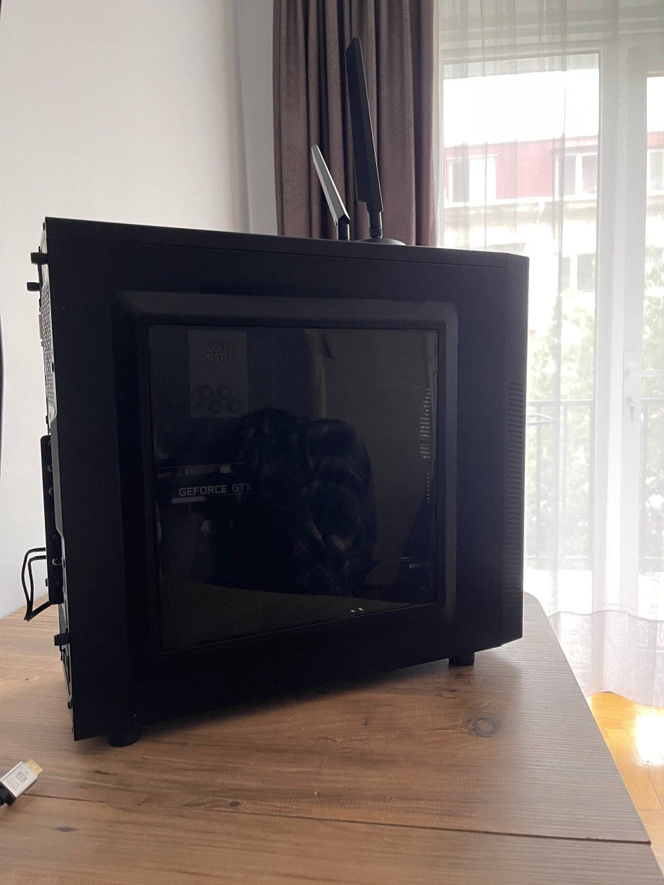 Игровой компьютер: AMD Ryzen 5 3600X, Asrock B450, GTX 1660 6GB, 16GB DDR4, 120G