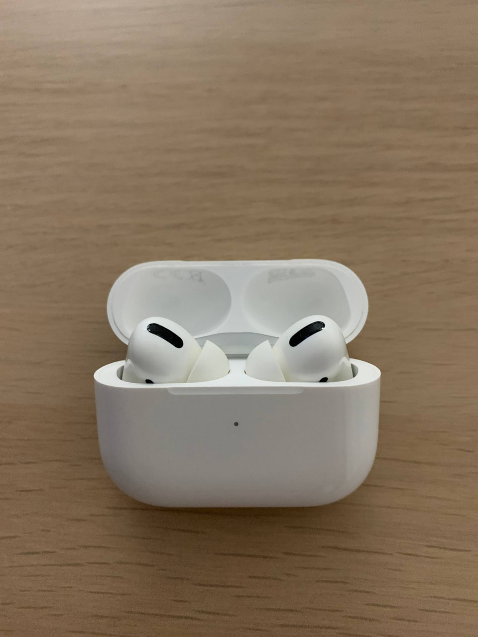 Apple AirPods Pro 1 поколения