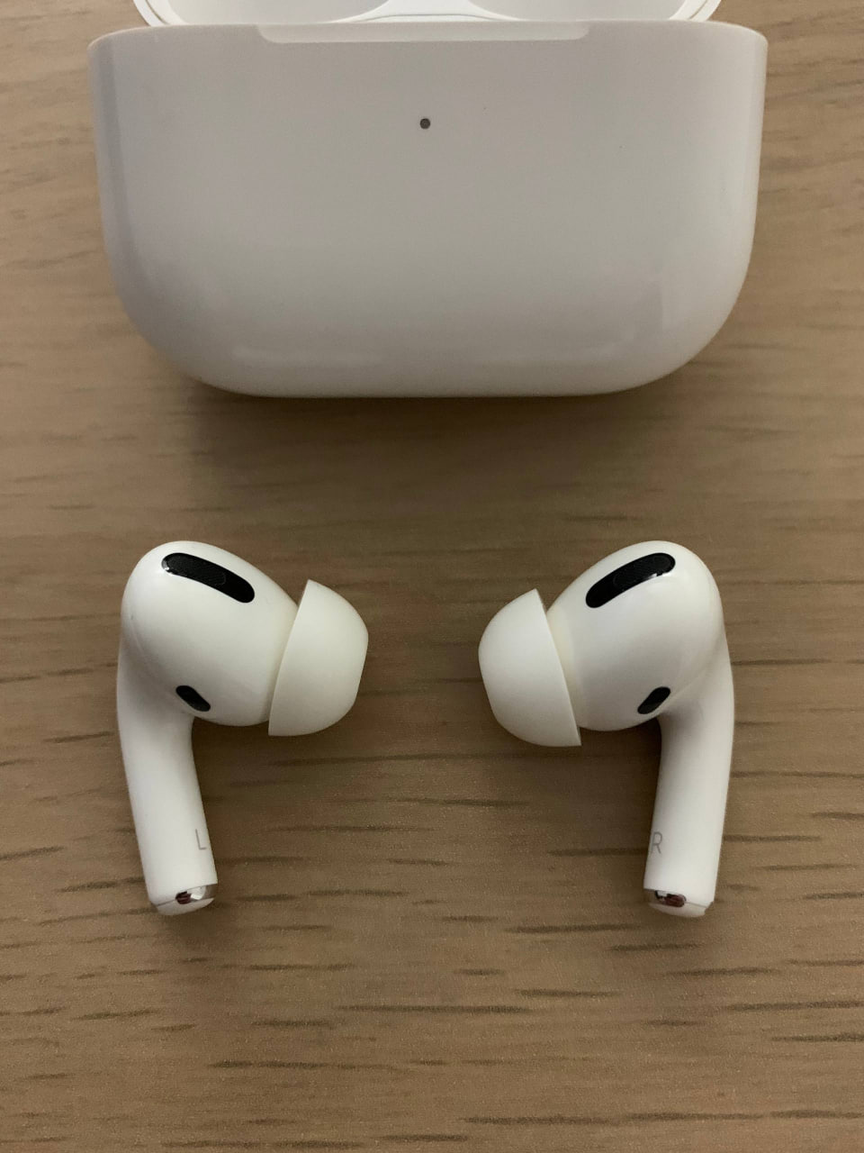Apple AirPods Pro 1 поколения