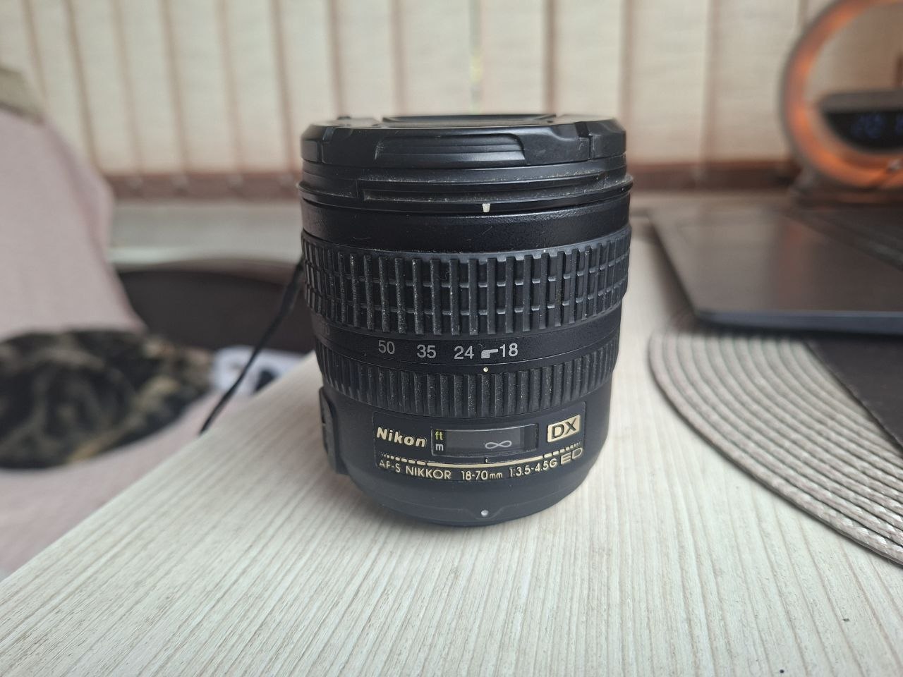 Объектив Nikon 18-70 мм