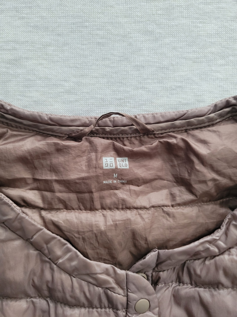 Пуховик Uniqlo Ultra Light Down, размер M