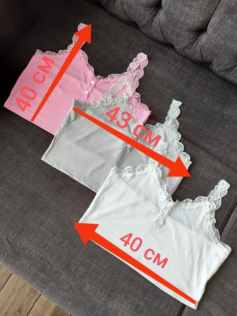Комплект новых кружевных crop tops