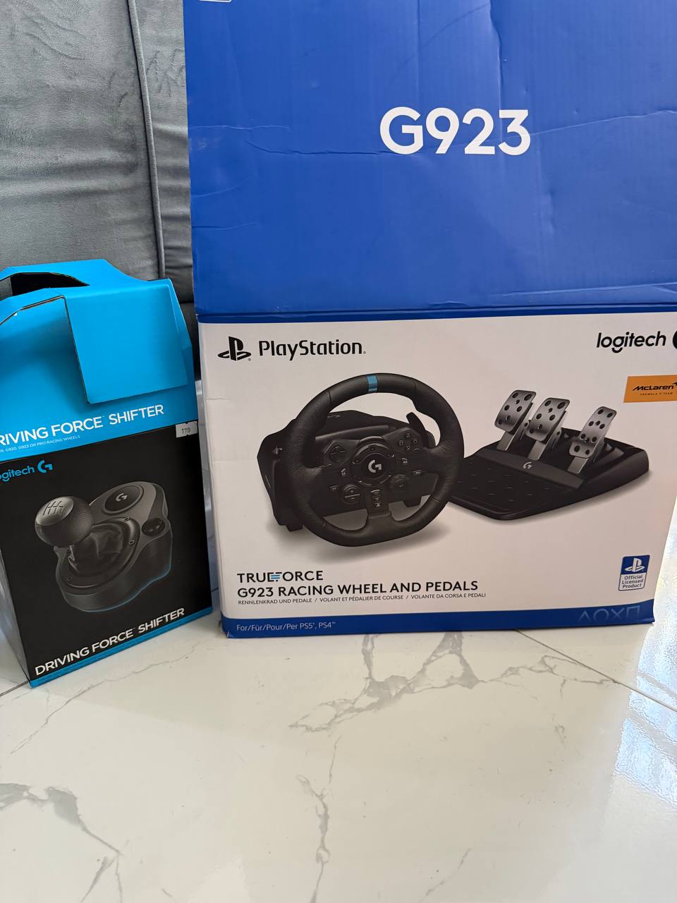 Logitech G923 Руль с педалями и коробкой передач