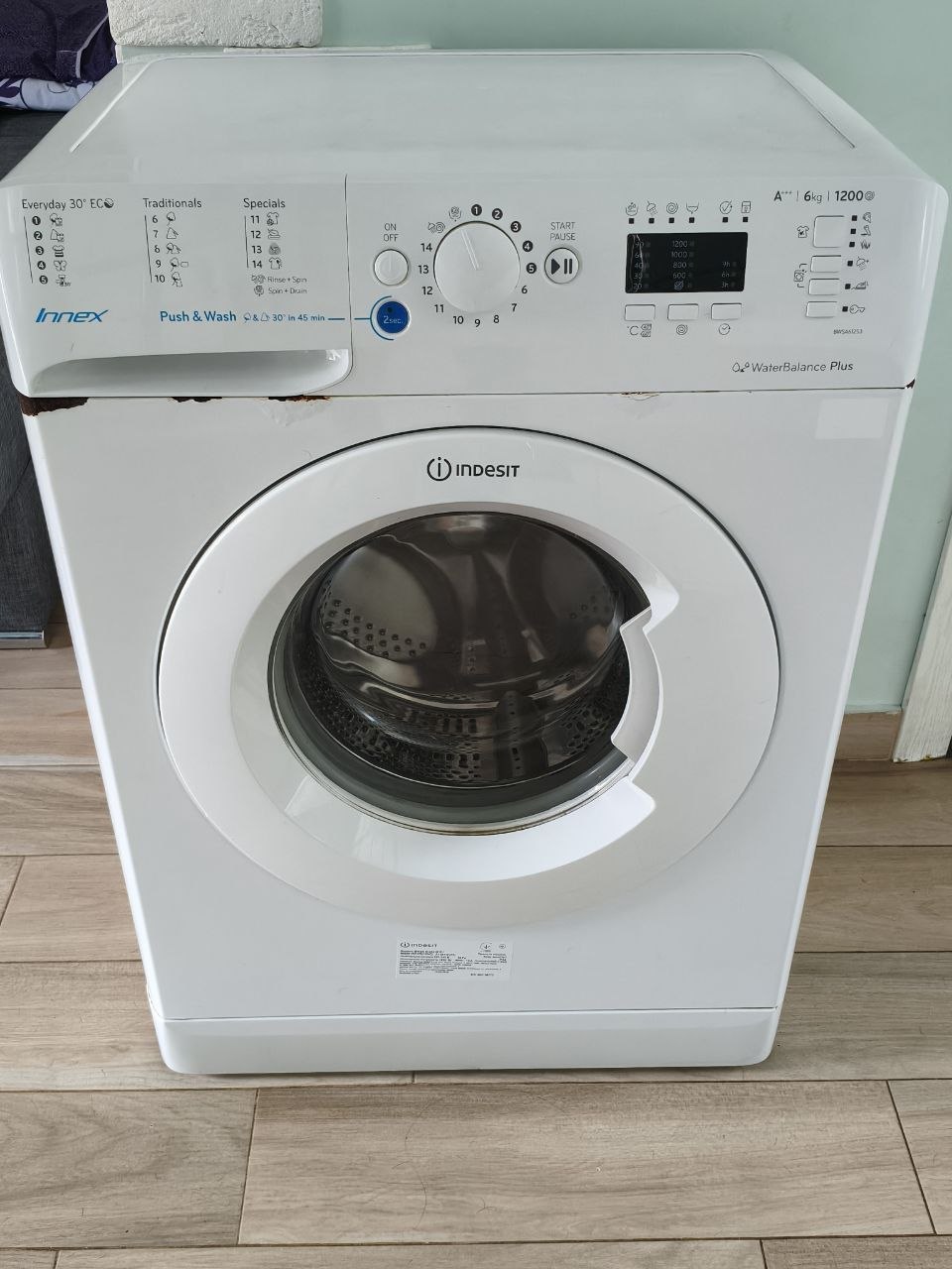 Стиральная машина Indesit, 6 кг, 1200 оборотов