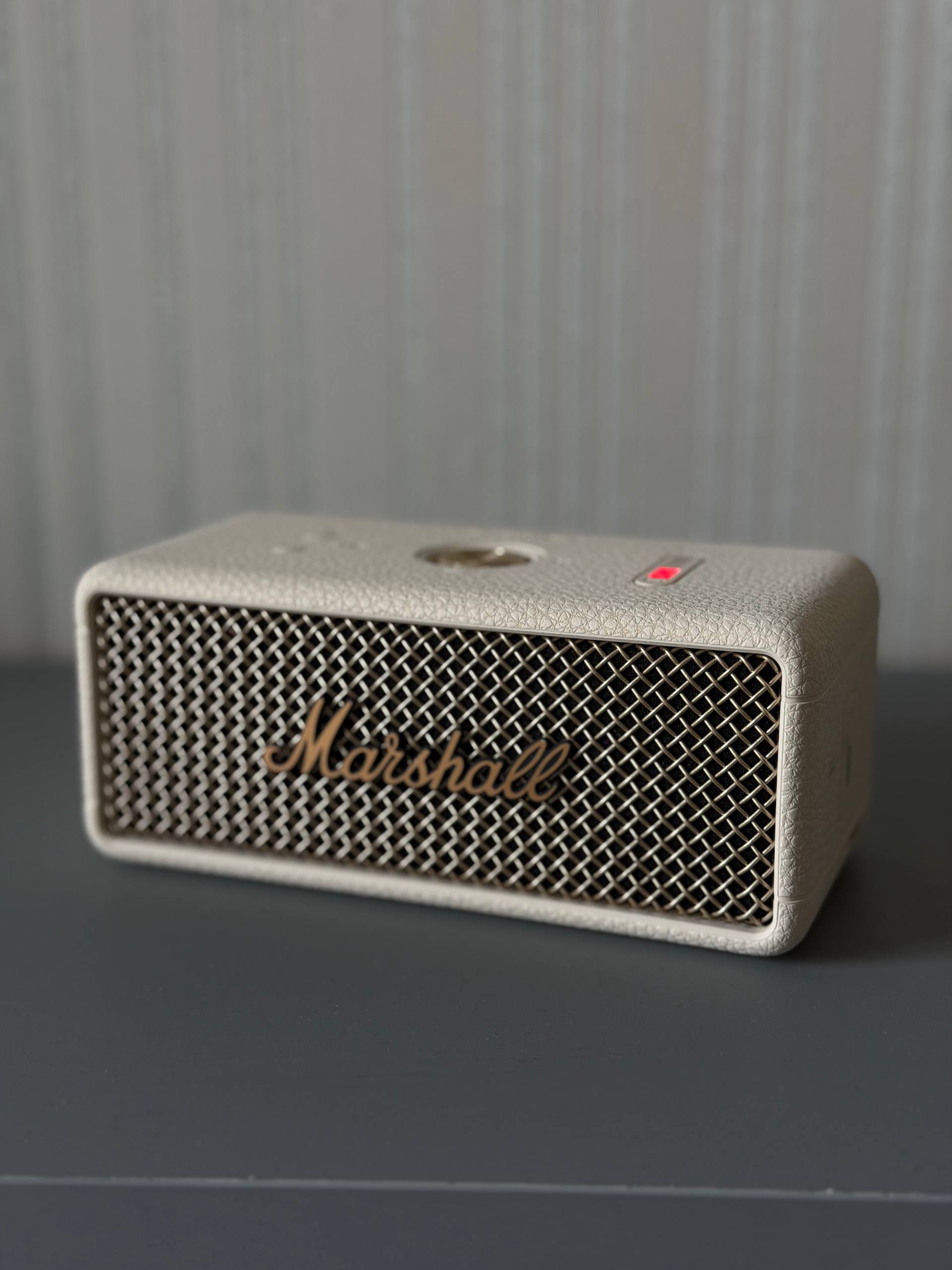 Портативная колонка Marshall Emberton III Cream