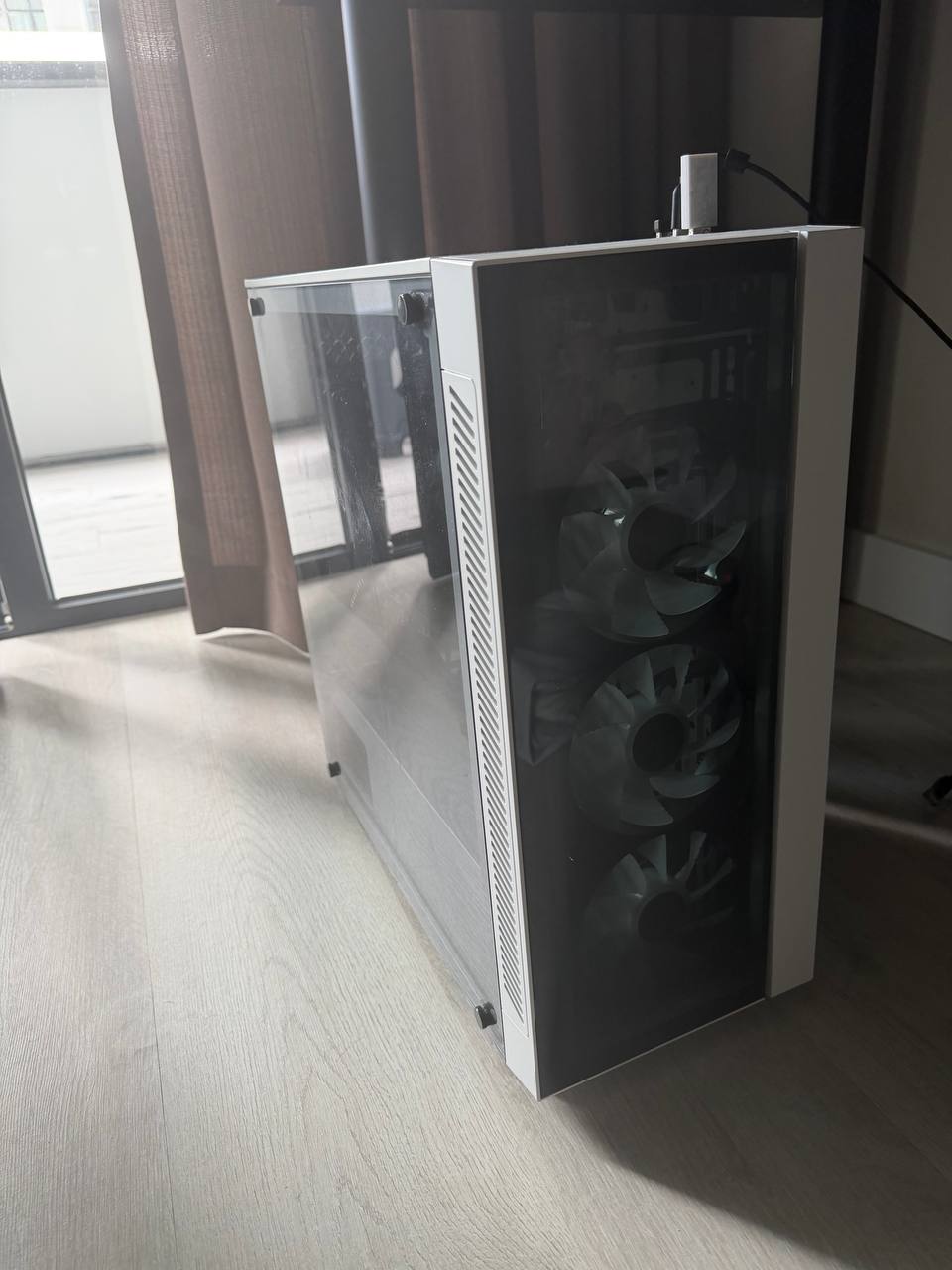 Игровой ПК: Intel Core i5-14400F, ASUS RTX 5060 8GB, 32GB DDR5, SSD 1TB