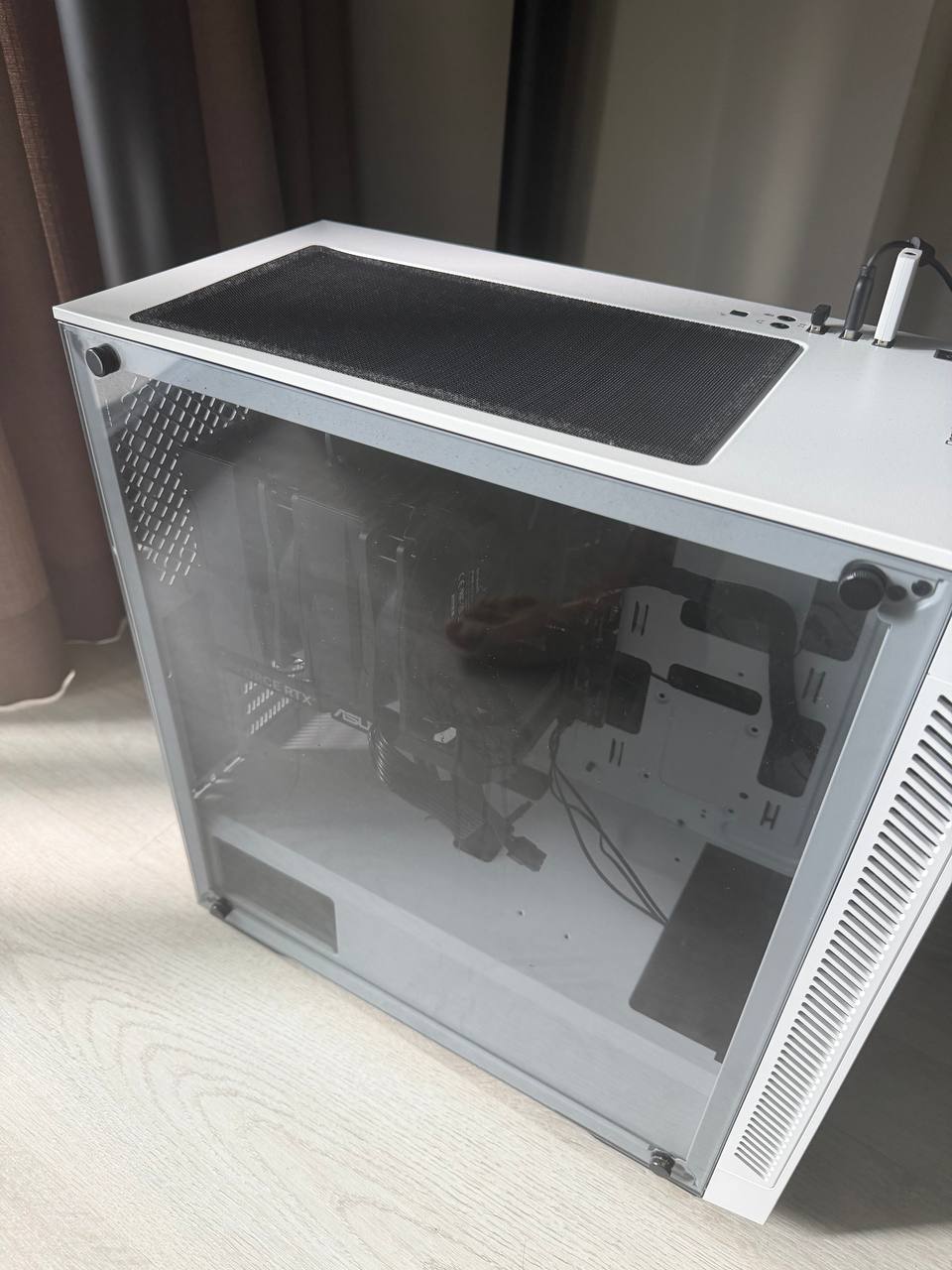 Игровой ПК: Intel Core i5-14400F, ASUS RTX 5060 8GB, 32GB DDR5, SSD 1TB
