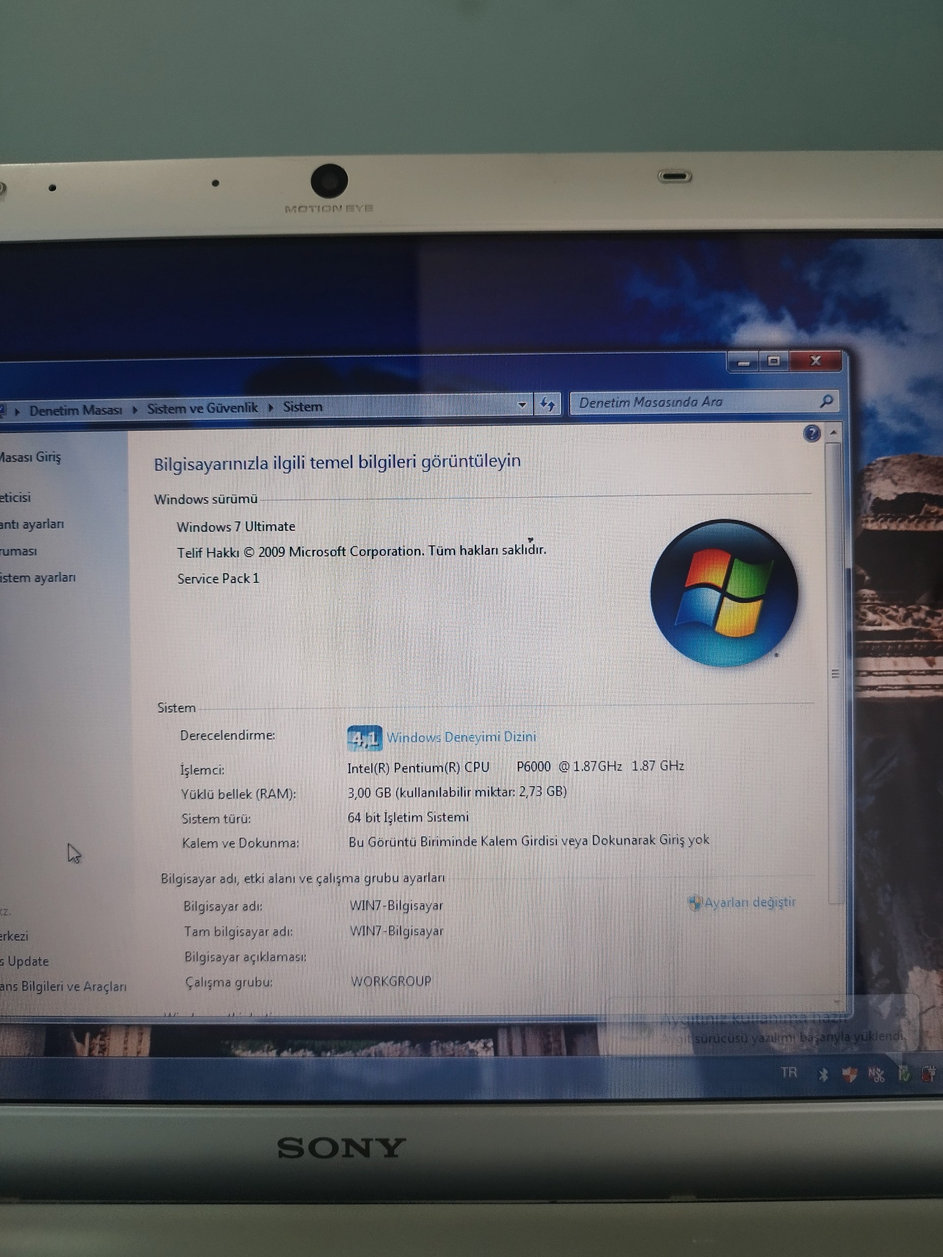 Ноутбук Sony Vaio (Pentium, 3 ГБ ОЗУ, 300 ГБ)
