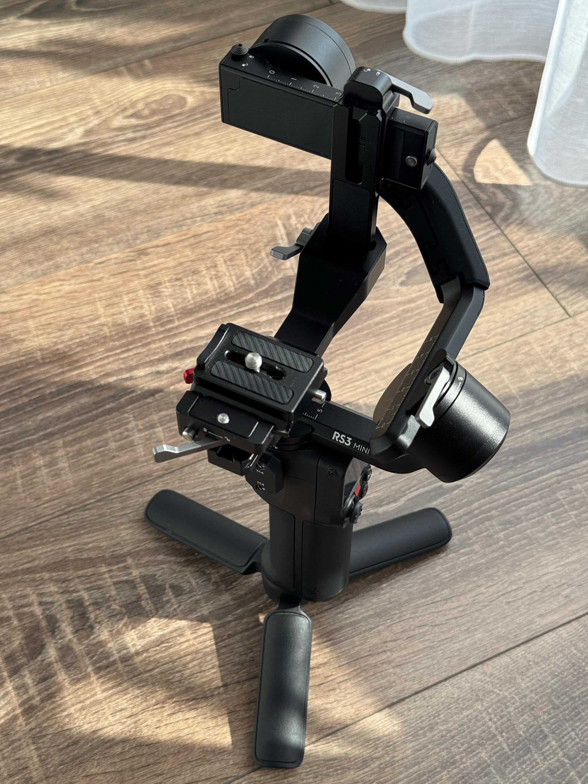 DJI RS3 Mini стабилизатор