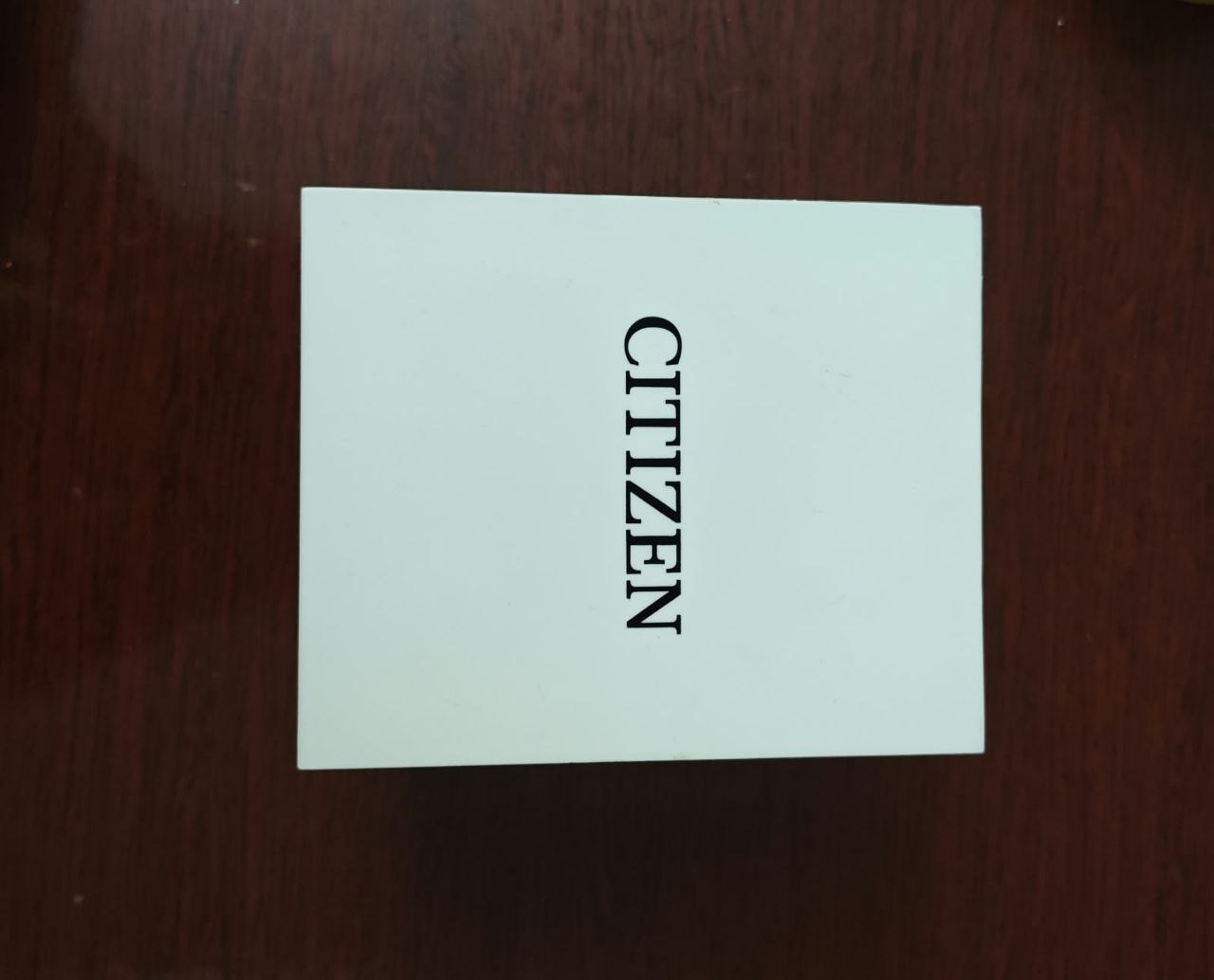 Часы Citizen (солнечная зарядка), новые в упаковке