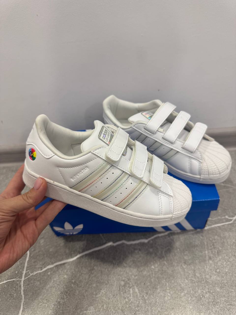 Adidas Superstar кроссовки, размер 33,5