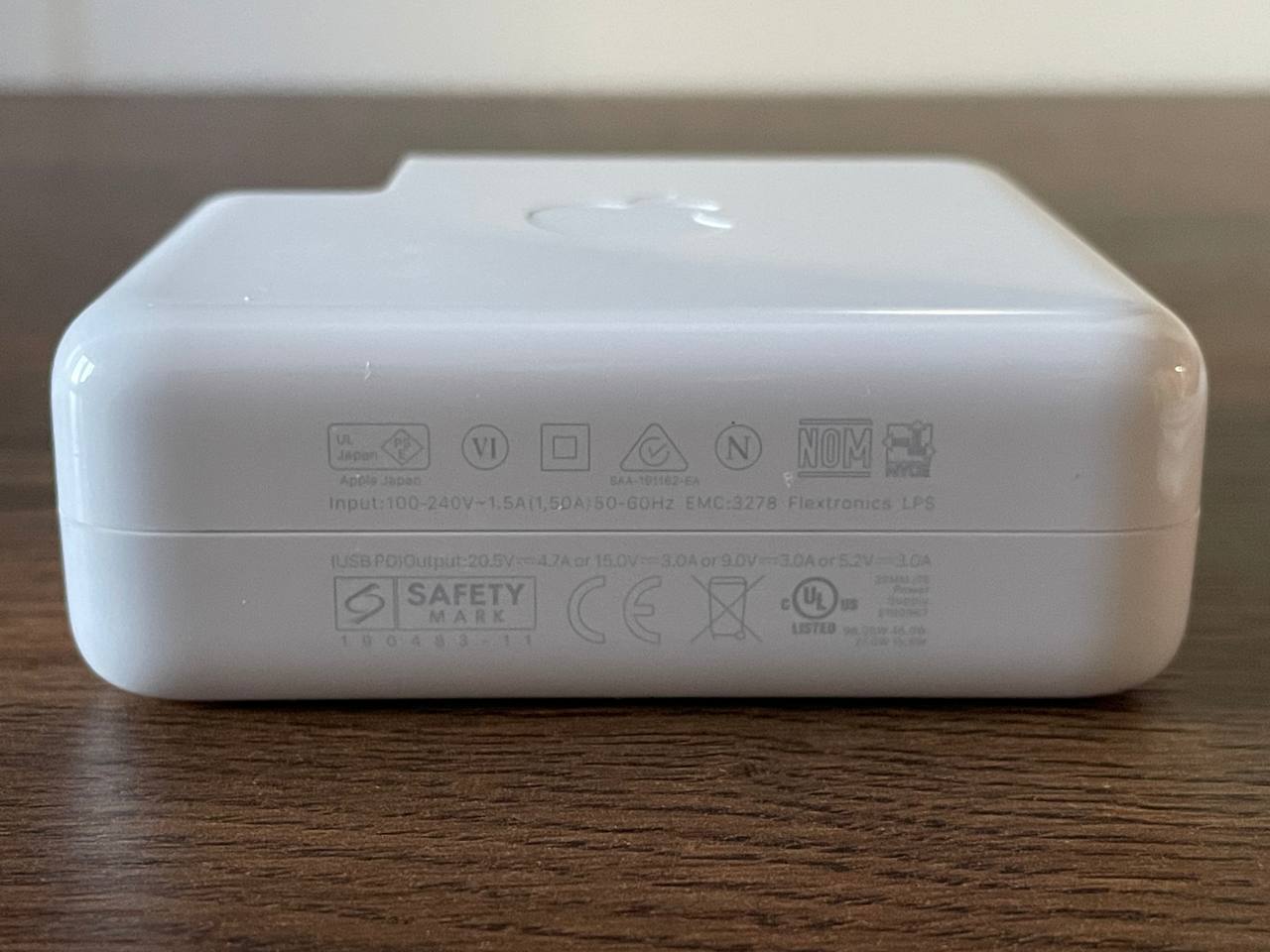 Оригинальный зарядный блок Apple USB-C 96W с кабелем 2м