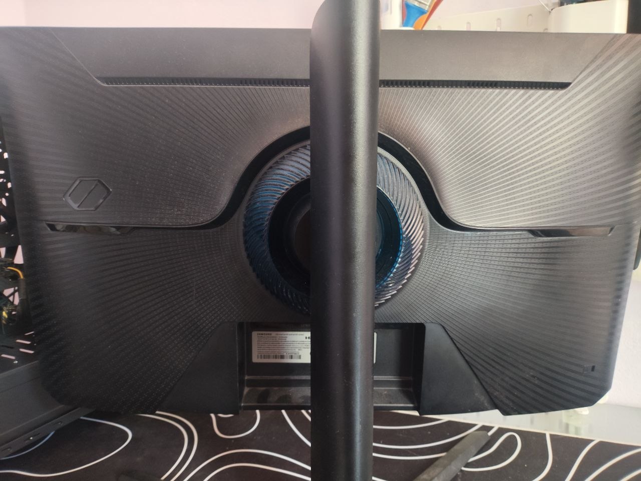 Игровой монитор Samsung Odyssey G4