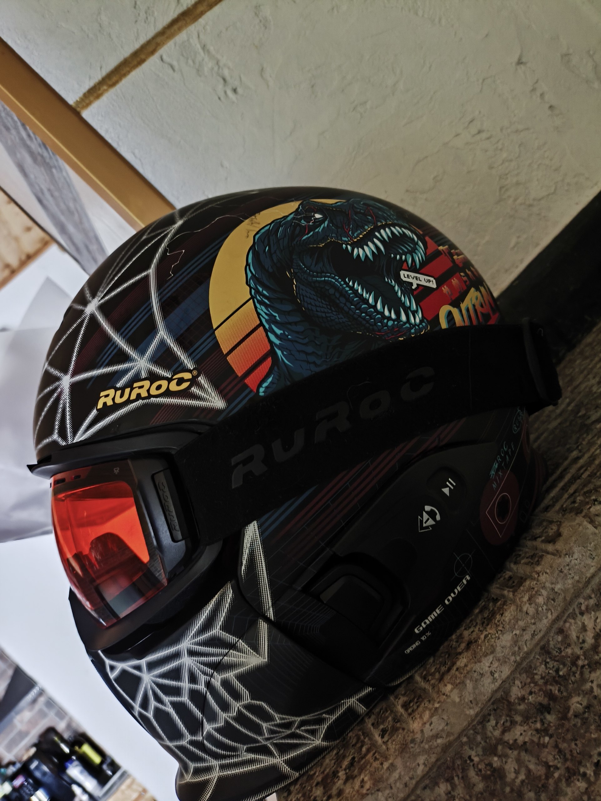 Горнолыжный шлем Ruroc RG1-DX