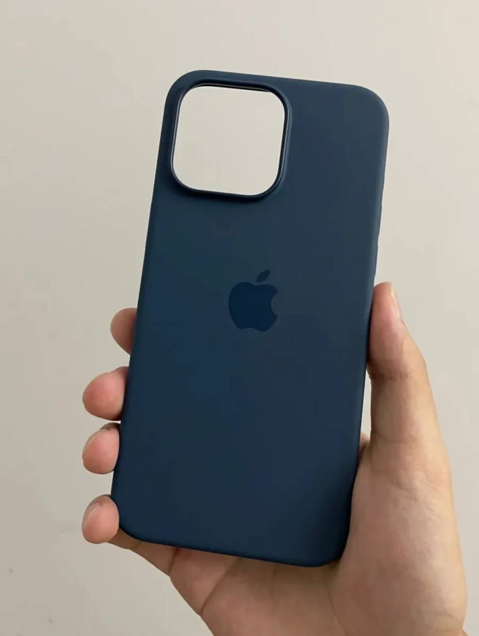 Чехол на iPhone 14 оригинал