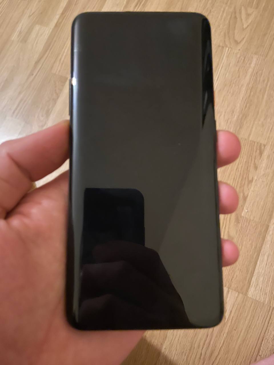 OnePlus 7T Pro McLaren 12/256, нужен экран